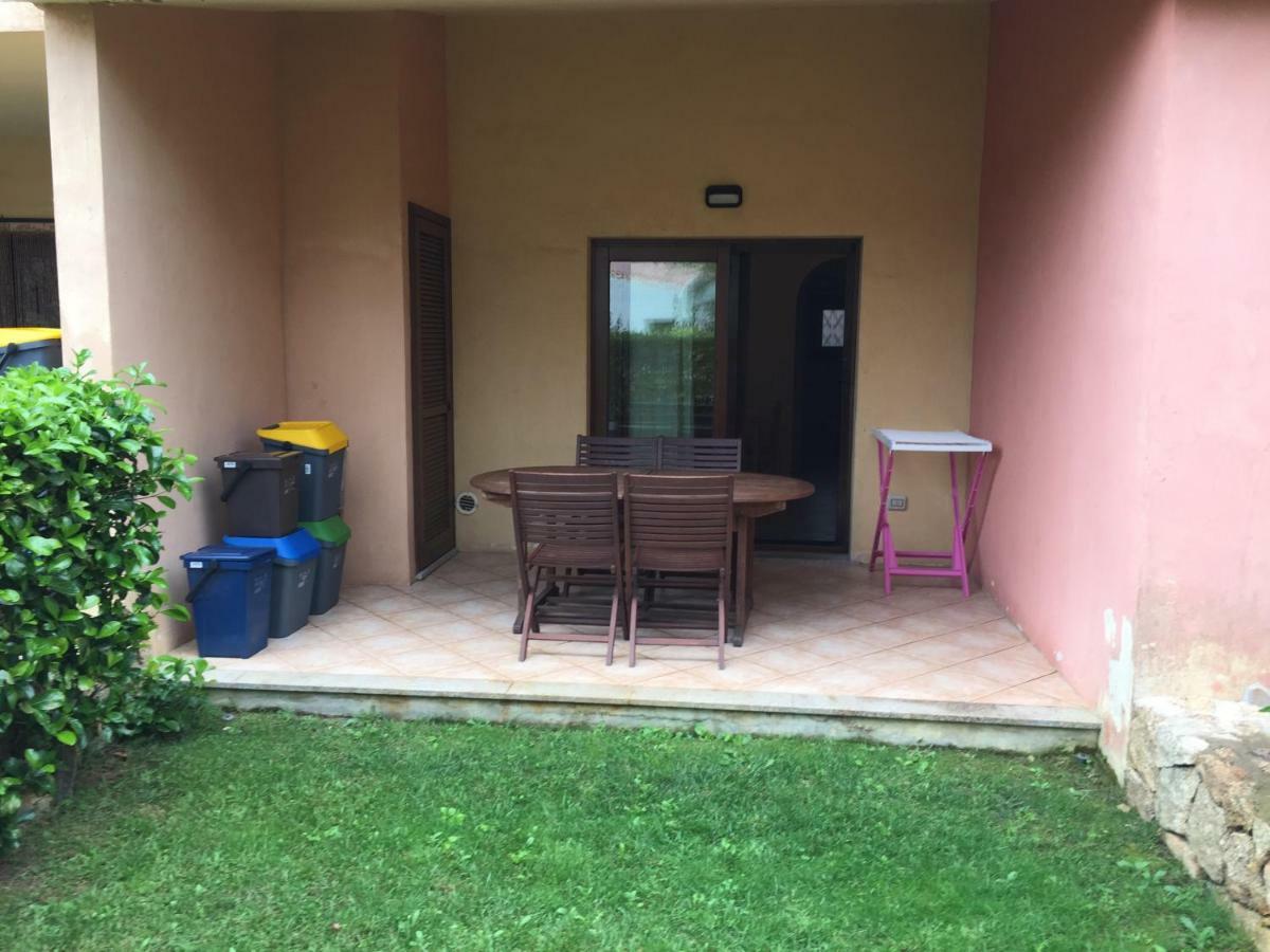Casa Vacanza A Porto Istana Murta Maria Bagian luar foto
